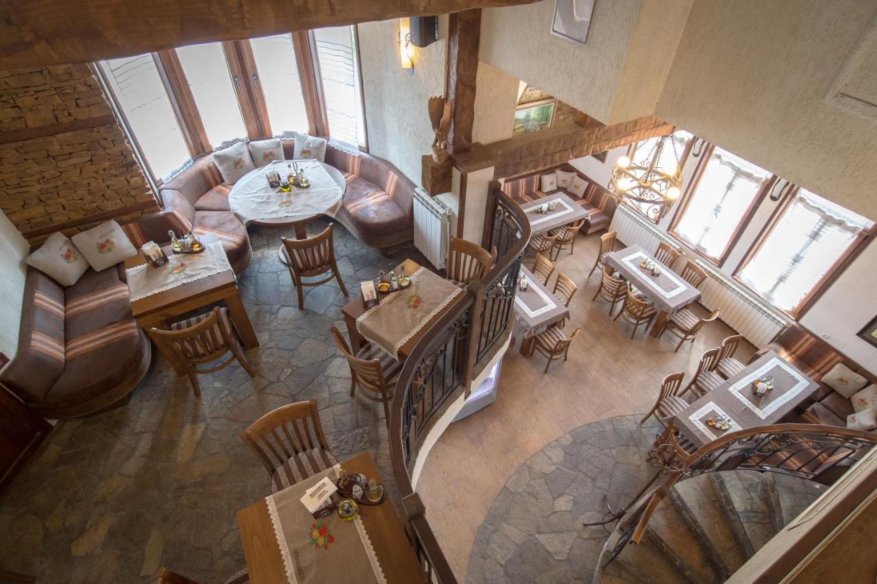 Българче Хотел - Ресторант Smolyan Exterior foto